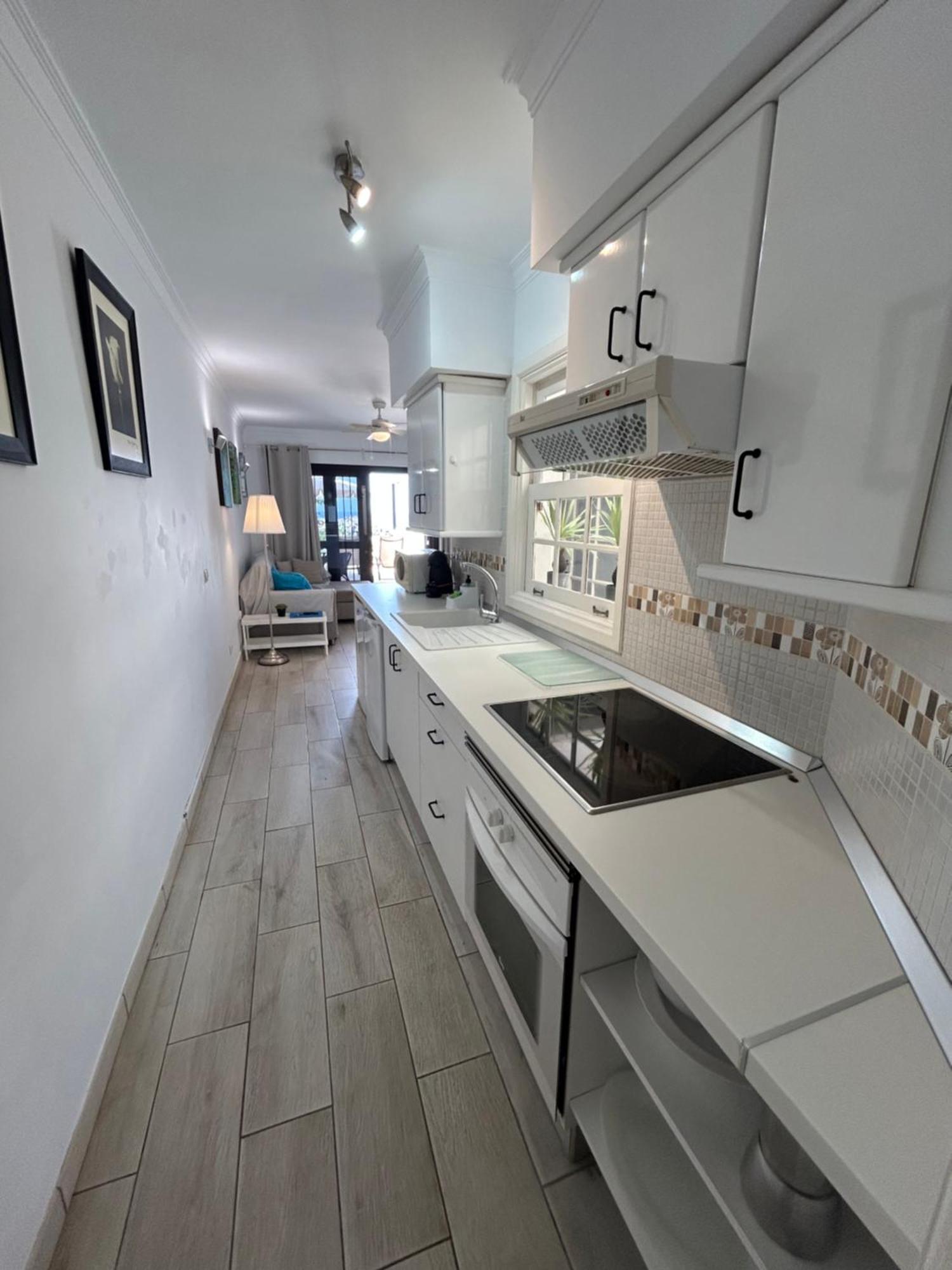 Marina Suite# Luxury Amarilla Golf Apartment *