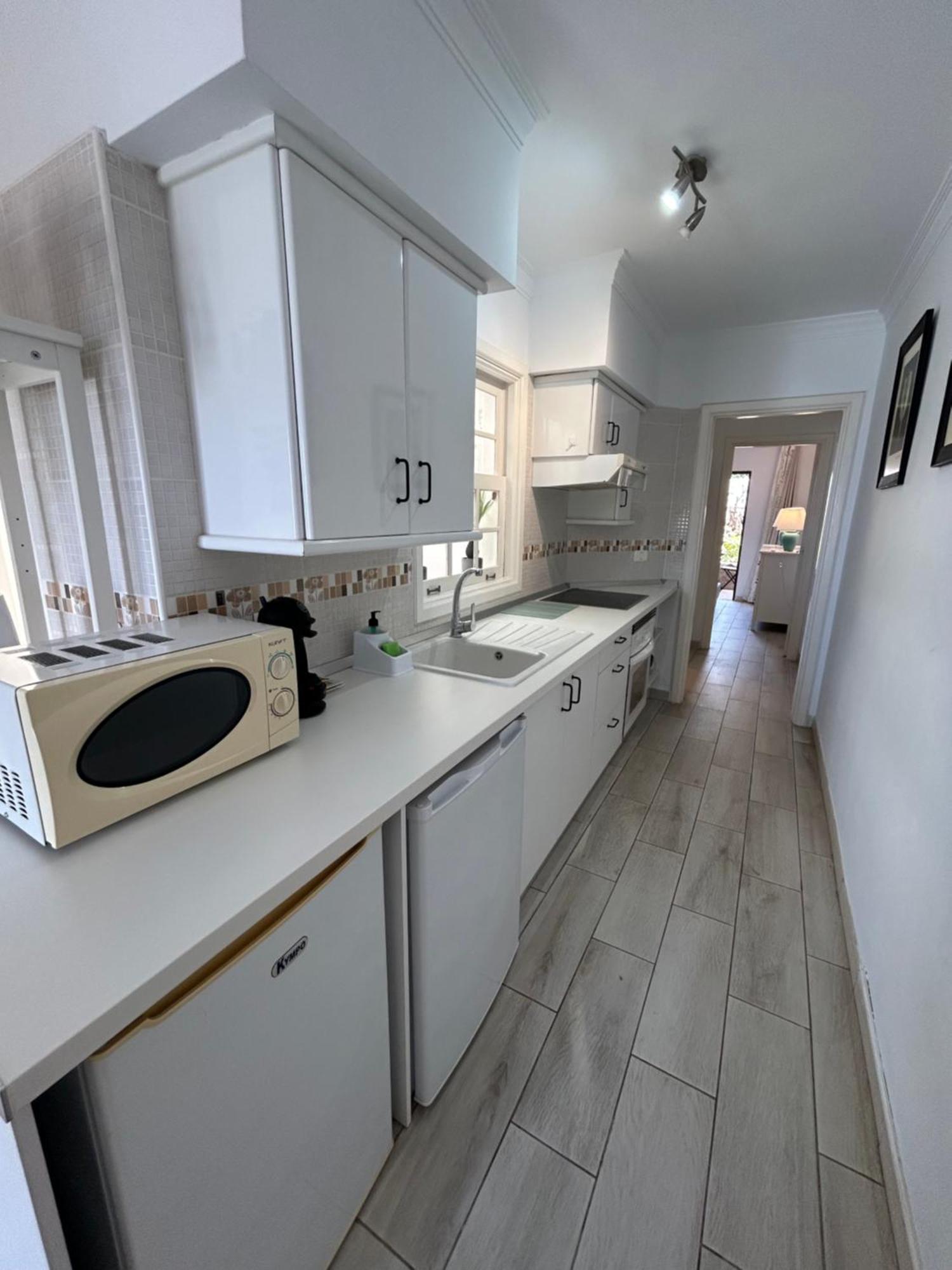 Apartment Marina Suite# Luxury Amarilla Golf